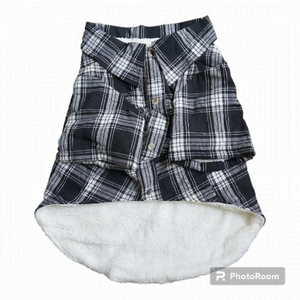 NWOT Black And White Plaid Winter/Fall/Spring XL Dog Polyester Coat With Snaps